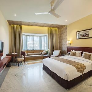 Superior Double or Twin Room Mountain View